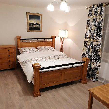 Dabrowka Apartment Nowy Sacz Luaran gambar