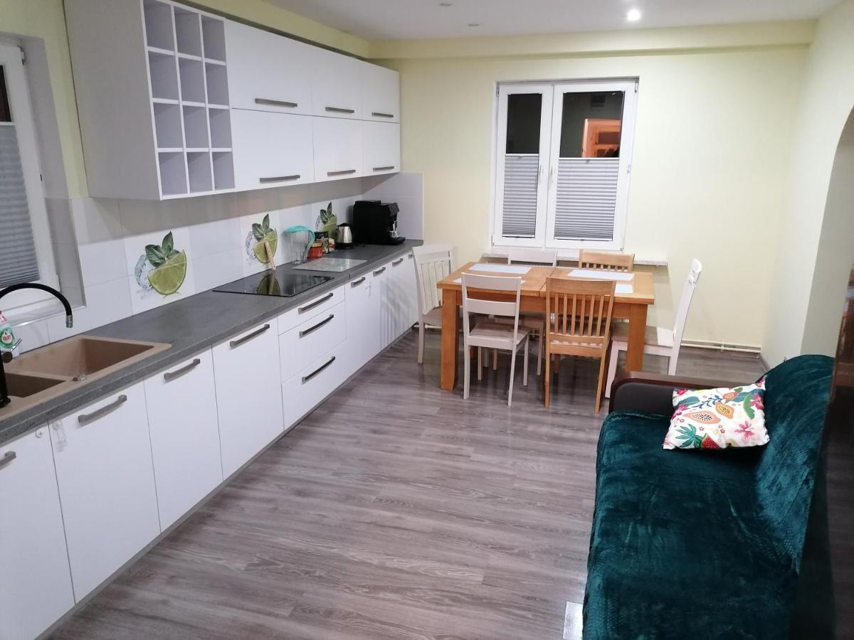 Dabrowka Apartment Nowy Sacz Luaran gambar